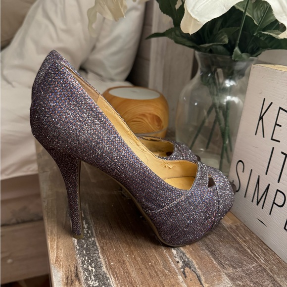 GUESS Glitter Heels - Picture 3 of 6